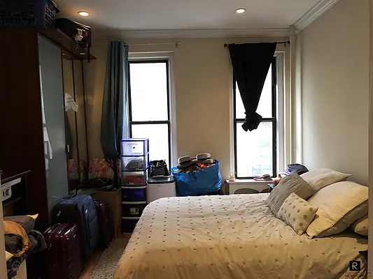 Rented by R New York | media 28