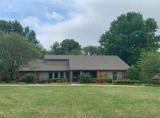 170 Spunky Creek Dr, Catoosa, OK 74015