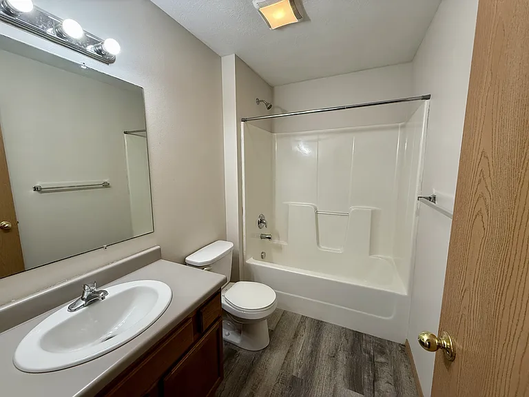 1034 Cornell St #213 — Photo 10