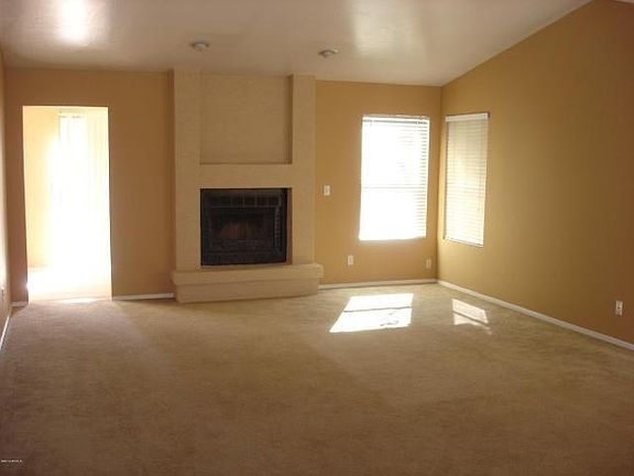4th image of 2161 E Forge Ave