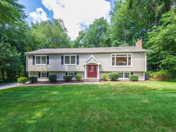 16 Longmeadow Road, Trumbull, CT 06611