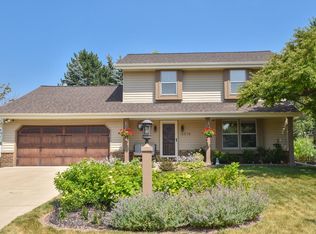 W163N10578 Ridgeview LANE, Germantown, WI 53022