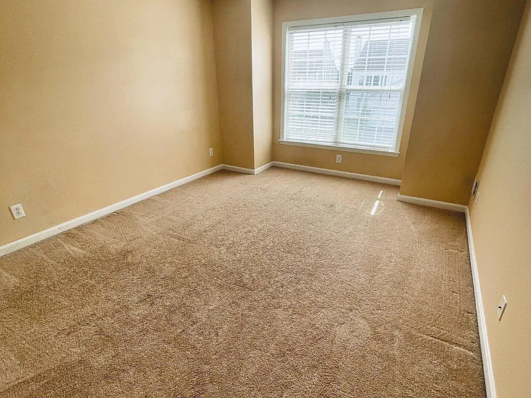 53 Williams Dr — Photo 24