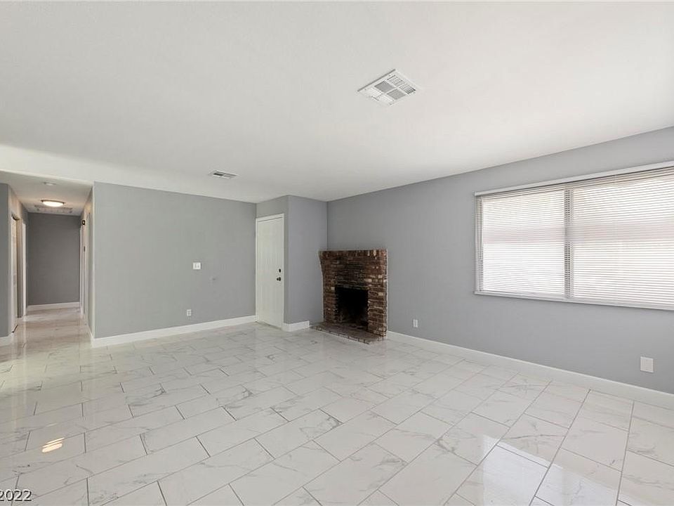 1st image of 3909 W Oakey Blvd