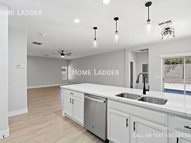 2576 W Preserve Way — Photo 13