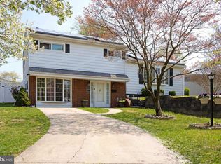 215 Ridgely Rd, Glen Burnie, MD 21061