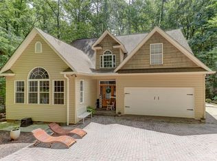 16132 Tinura Ct, Tega Cay, SC 29708