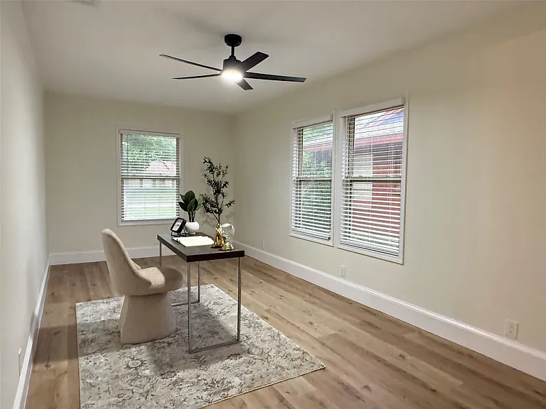 11343 Lippitt Ave — Photo 20