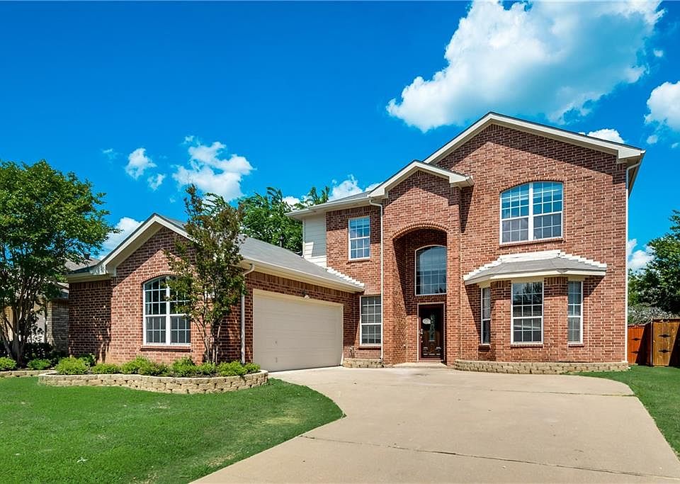 1st image of 1005 Hidden Oaks Dr