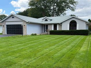 4571 Galleon Dr, Loves Park, IL 61111