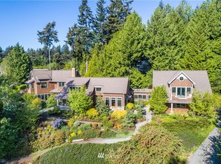 6679 Latyson Ln NE, Bainbridge Island, WA