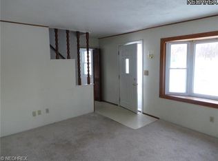 9903 Shepard Rd, Macedonia, OH 44056