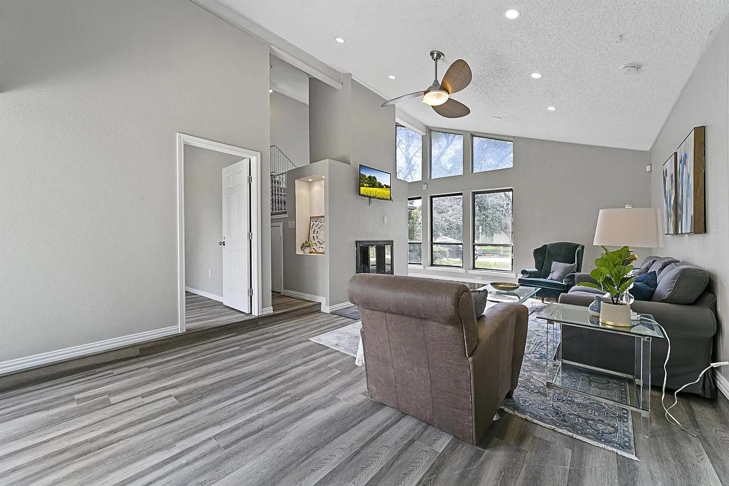 Private Room in well-maintained Garland home | Flexible terms & shared amenities — Photo 1