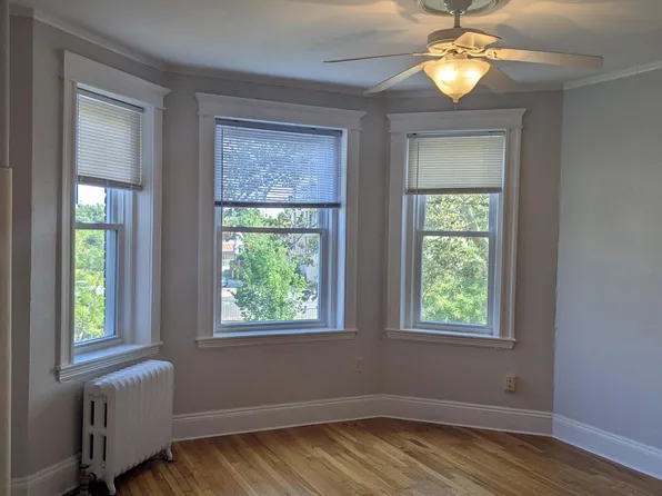 1641 Commonwealth Ave, Brighton, MA