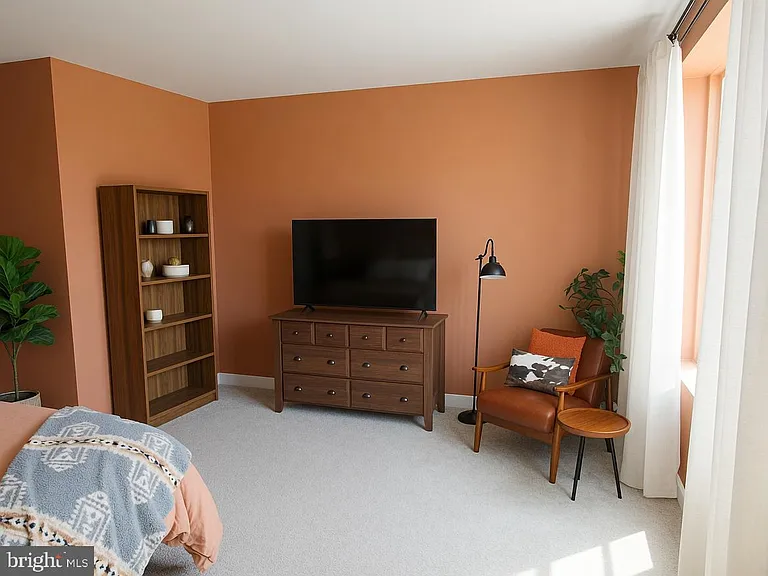 1686 Kirkman St — Photo 7
