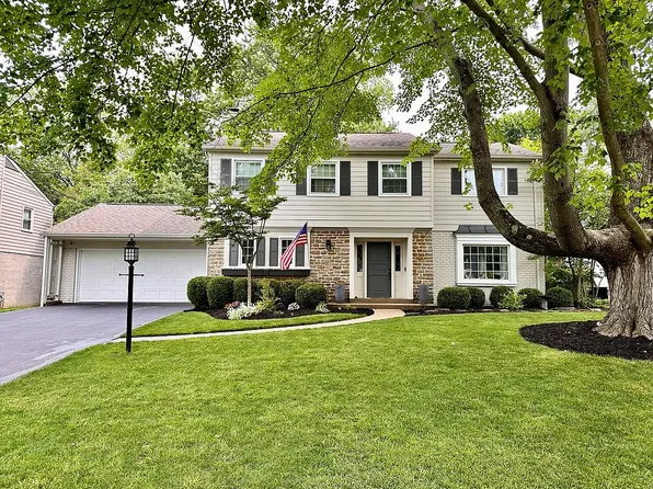 6552 Westover Cir, Cincinnati, OH 45236