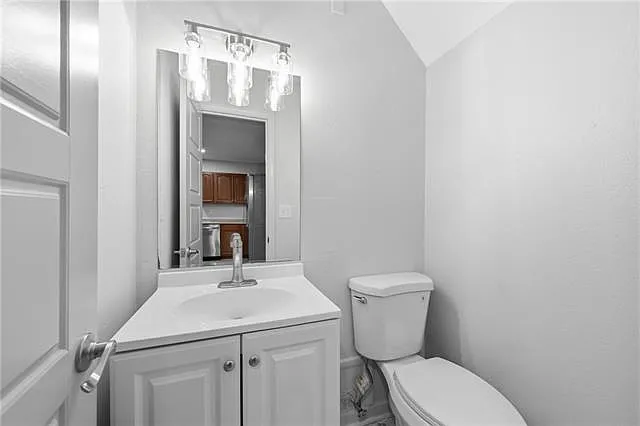 6180 Milne Blvd — Photo 6
