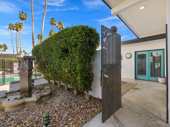 2080 S Camino Real APT 3