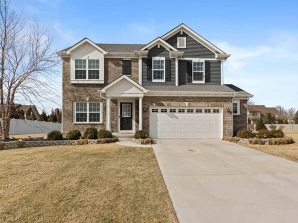 9202 Merrimack Ct, Saint John, IN 46373