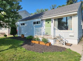 2464 Greenfield Rd, Berkley, MI 48072