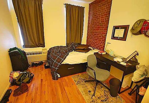 5th image of 132 E 7th St APT 1