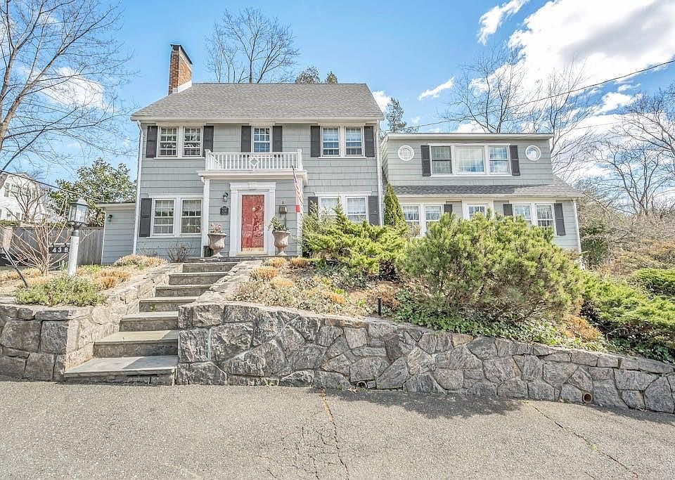 1st image of 438 Bellwood Avenue
