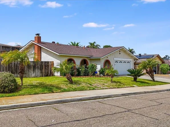 1419 Shadow Hills Dr, San Marcos, CA 92069
