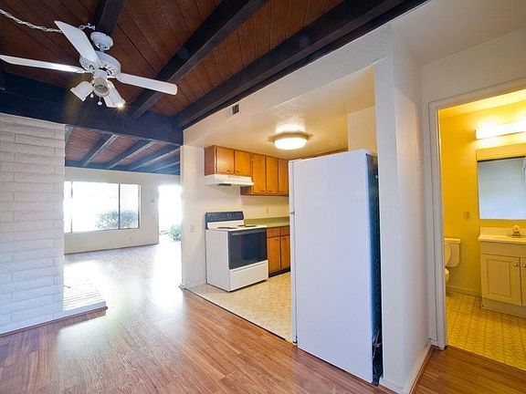 2nd image of 2311 P St APT 5