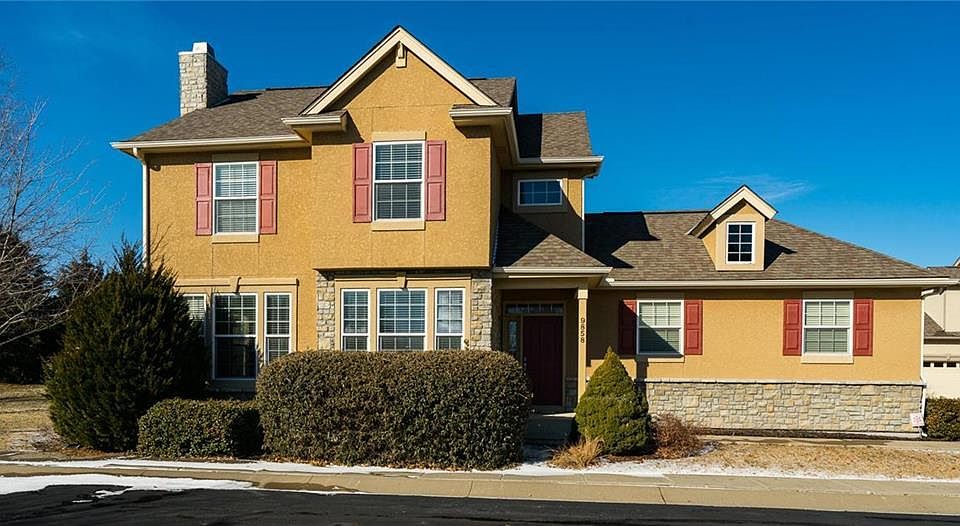 Town-home Front