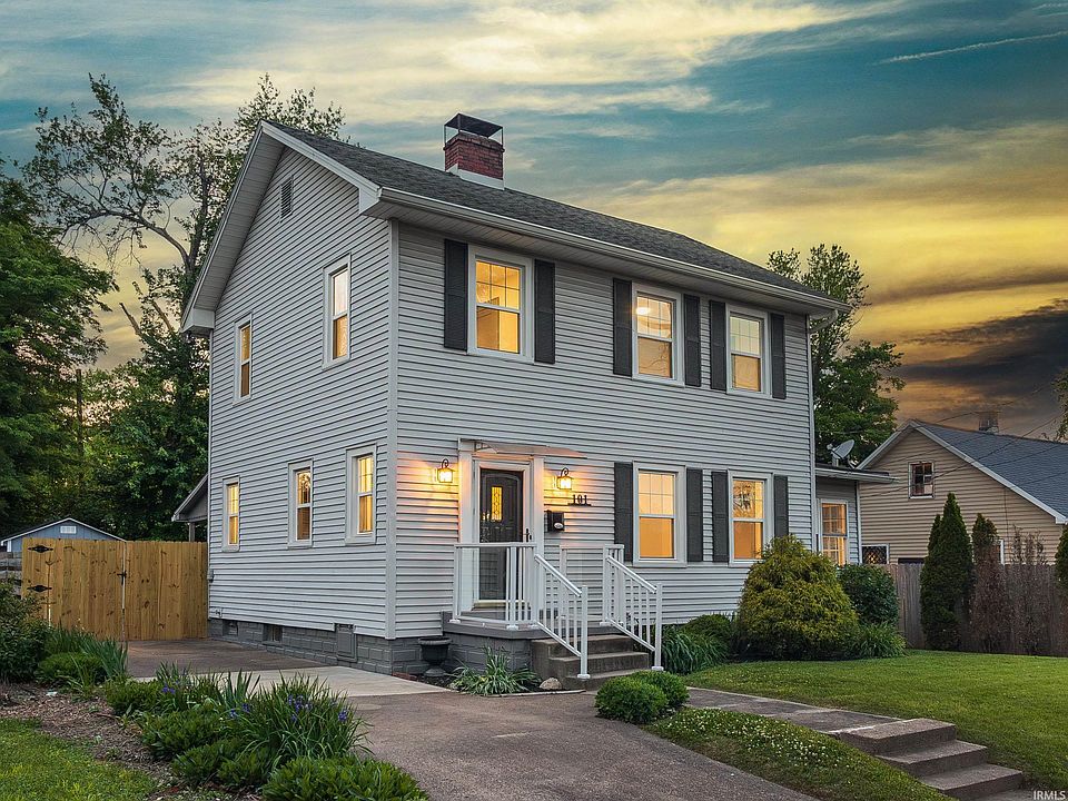 1st image of 101 S Villa Dr