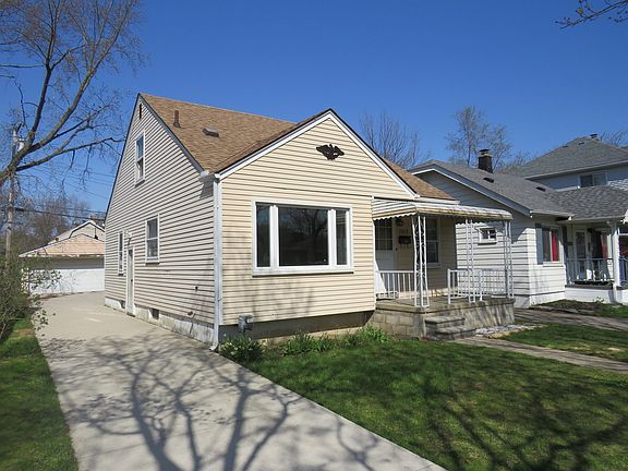 3rd image of 2989 Buckingham Ave