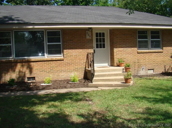 300 N Creek St, Dewey, OK 74029