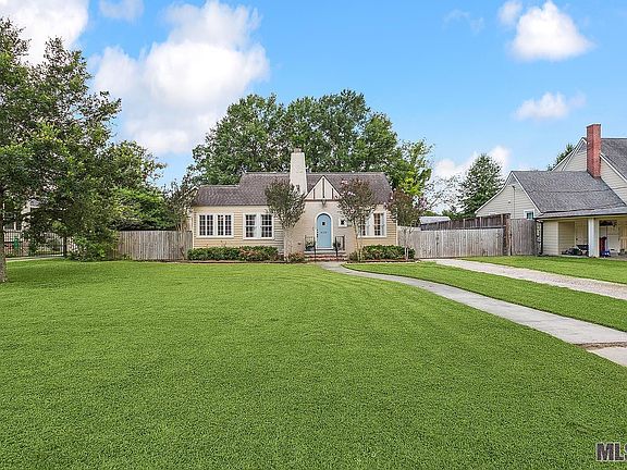 2nd image of 1032 Westmoreland Dr