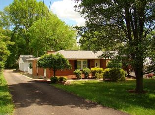 2505 27th St, Parkersburg, WV 26104