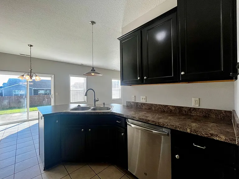 11013 Calera Psge — Photo 10