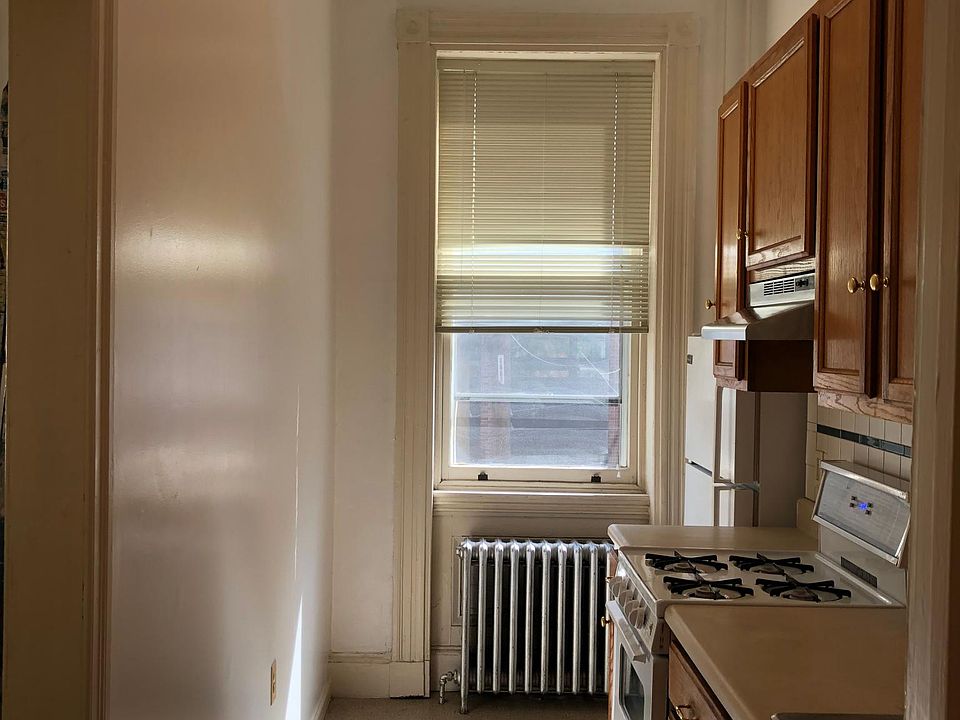 1st image of 511 Fairmount Ave Floor 2