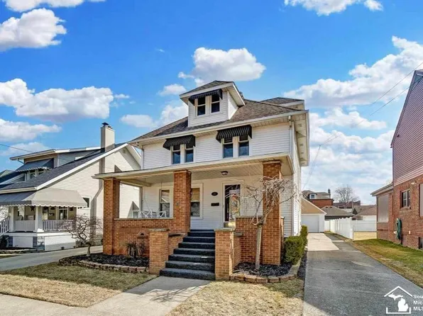 122 Godfroy Ave, Monroe, MI 48162