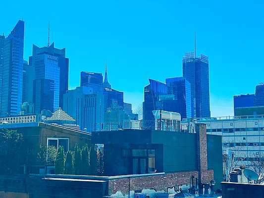 Rented by Keller Williams NYC | media 19