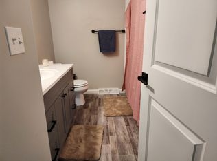 23 Lantern Ct, Greenfield, IN 46140