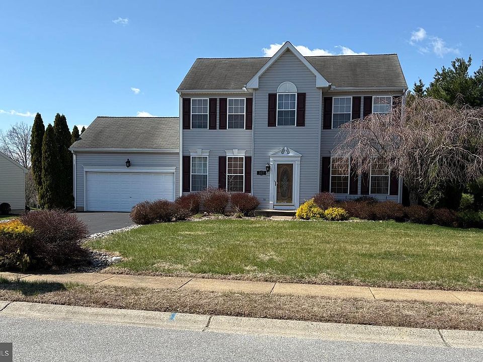 2nd image of 102 Riveredge Dr