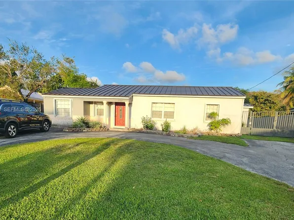 3325 S Lake Dr, Miami, FL 33155