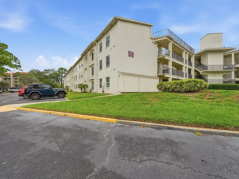 2700 Bayshore Blvd #6200 — Photo 8