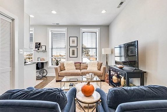 1st image of 2535 N Campbell Ave #1F