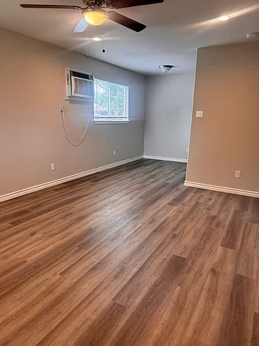 7110 Glen Ter Photo 1