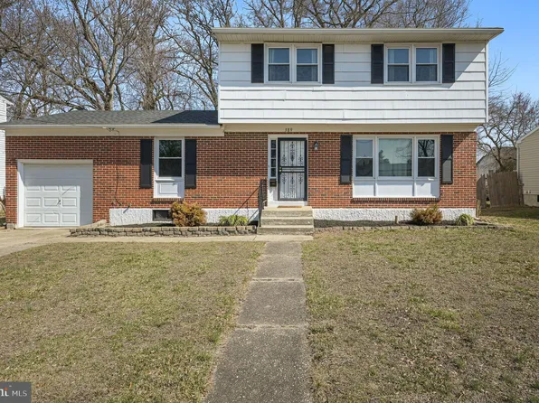 389 Nimitz Rd, Dover, DE 19901