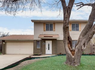 1627 Chapman Dr, Mesquite, TX 75149