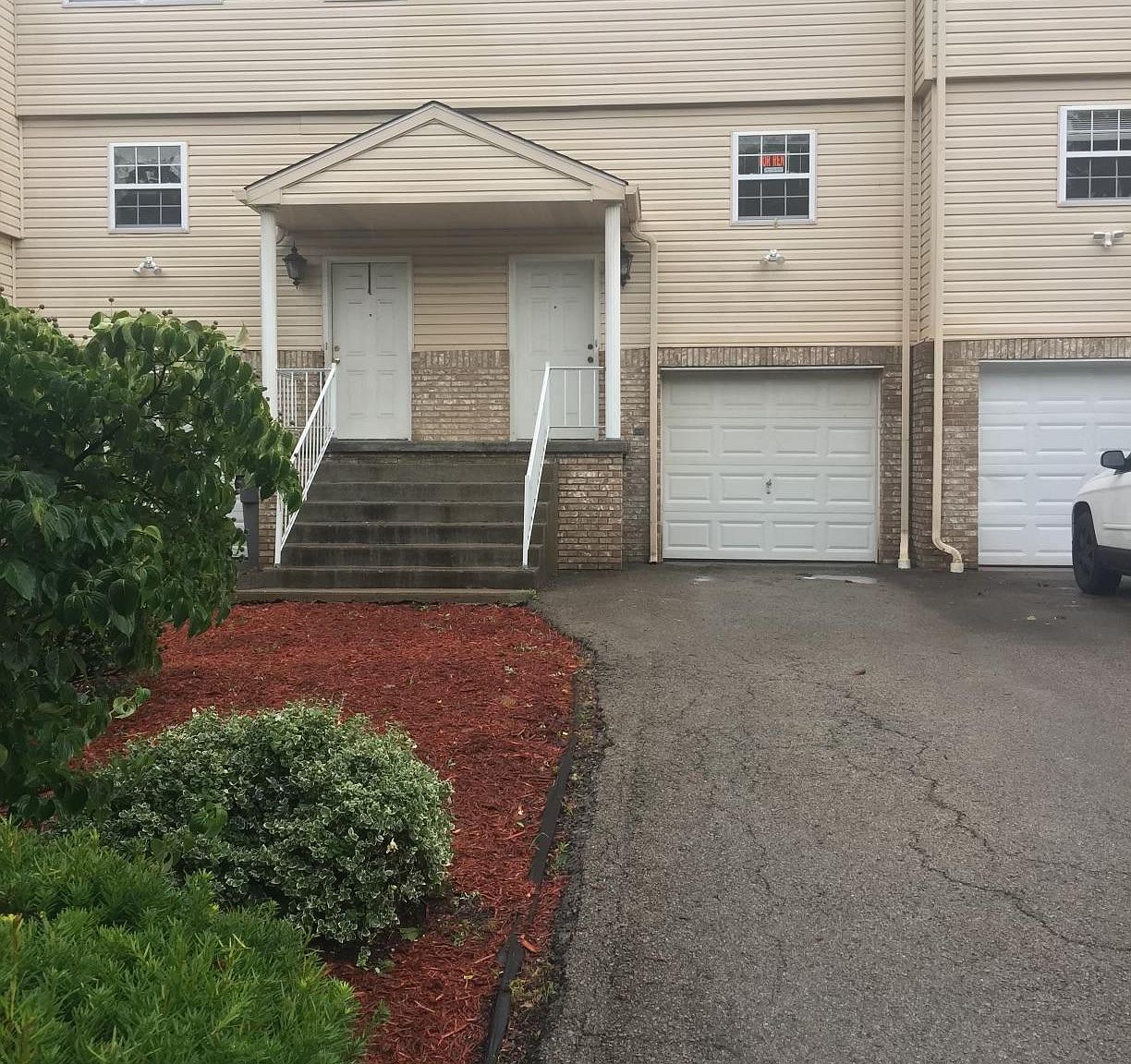 159 Londonderry Dr, New Brighton, PA 15066 Zillow