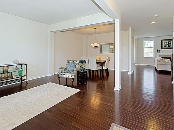 3rd image of 15466 Gossoms Store Ct