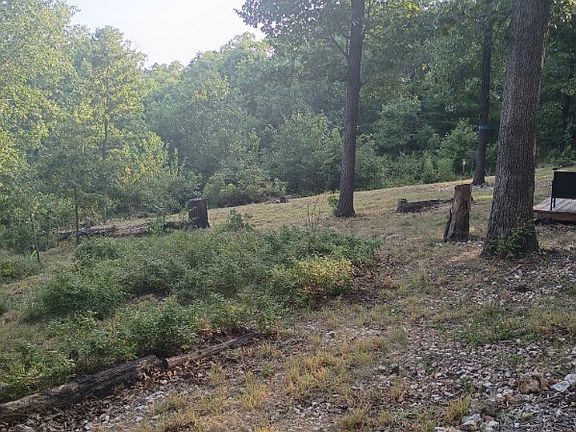 3rd image of 464058 Taylor Ridge Rd