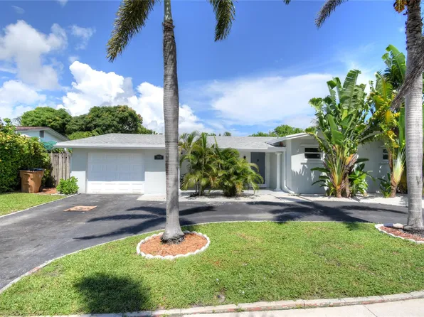 301 SE 12th Street, Deerfield Beach, FL 33441